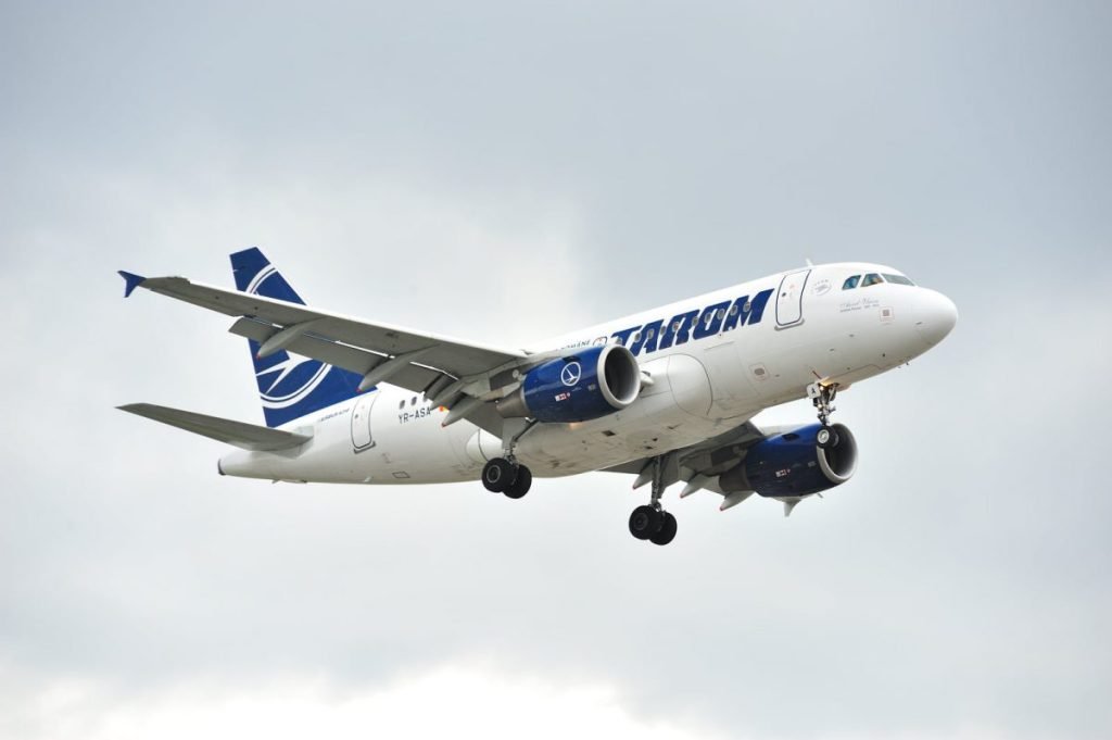 Aproximativ 2.000 de cetățeni români s-au întors în țară din zona Golfului în urma zborurilor de evacuare, a celor de repatriere asistată sau a zborurilor comerciale, potrivit estimărilor Ministerului Afacerilor Externe (MAE)