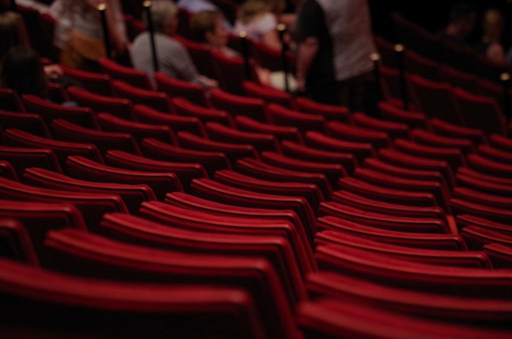 Concursuri pentru managerii teatrelor din București, deblocate de primarul Ciucu Primarul general al Capitalei, Ciprian Ciucu, a anunțat, marți, că a demarat procedurile pentru deblocarea concursurilor destinate ocupării funcțiilor de manageri ai teatrelor bucureștene