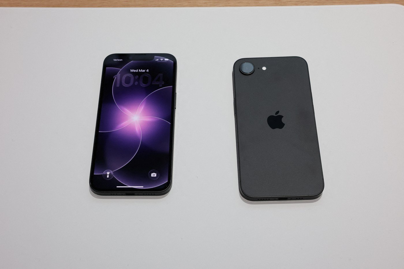 iPhone-ul: Un Elvețian Multifuncțional în Buzunarul Tău Telefonul tău mobil, în special un iPhone, ascunde mult mai multe funcții decât ai crede la prima vedere