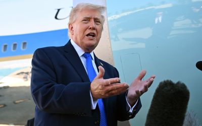 Trump dă înapoi: Atacurile asupra iranului, amânate pentru moment