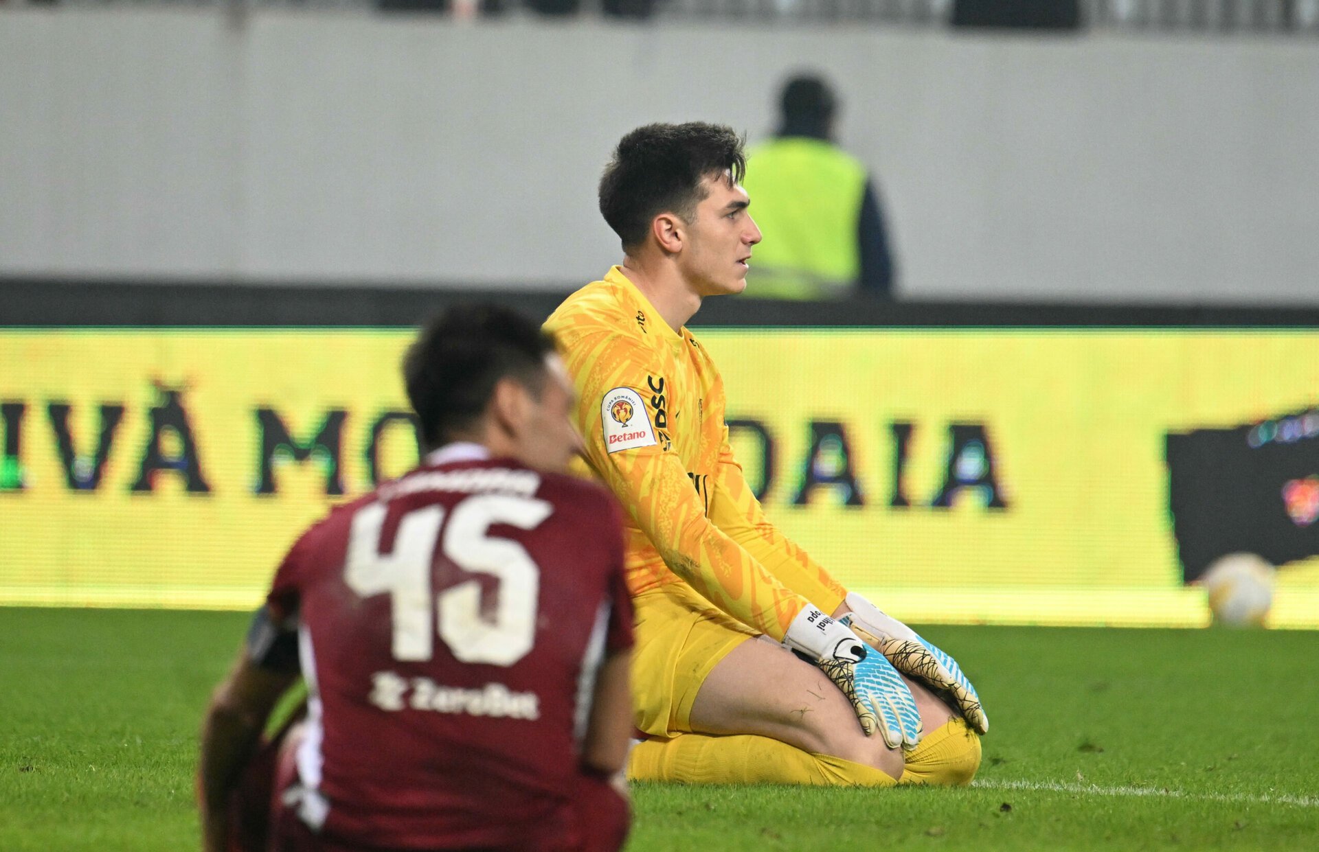 Popa, mesaj motivator după Craiova – Cluj 3-1: „Seria continuă”