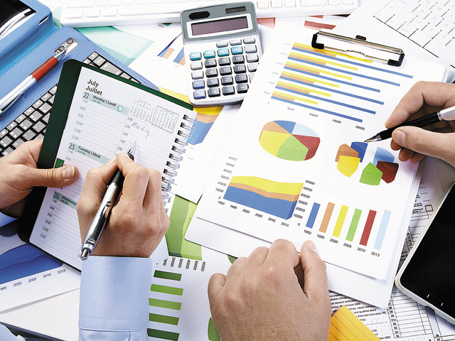 INS revizuiește creșterea economică, dar România a suferit o scădere drastică