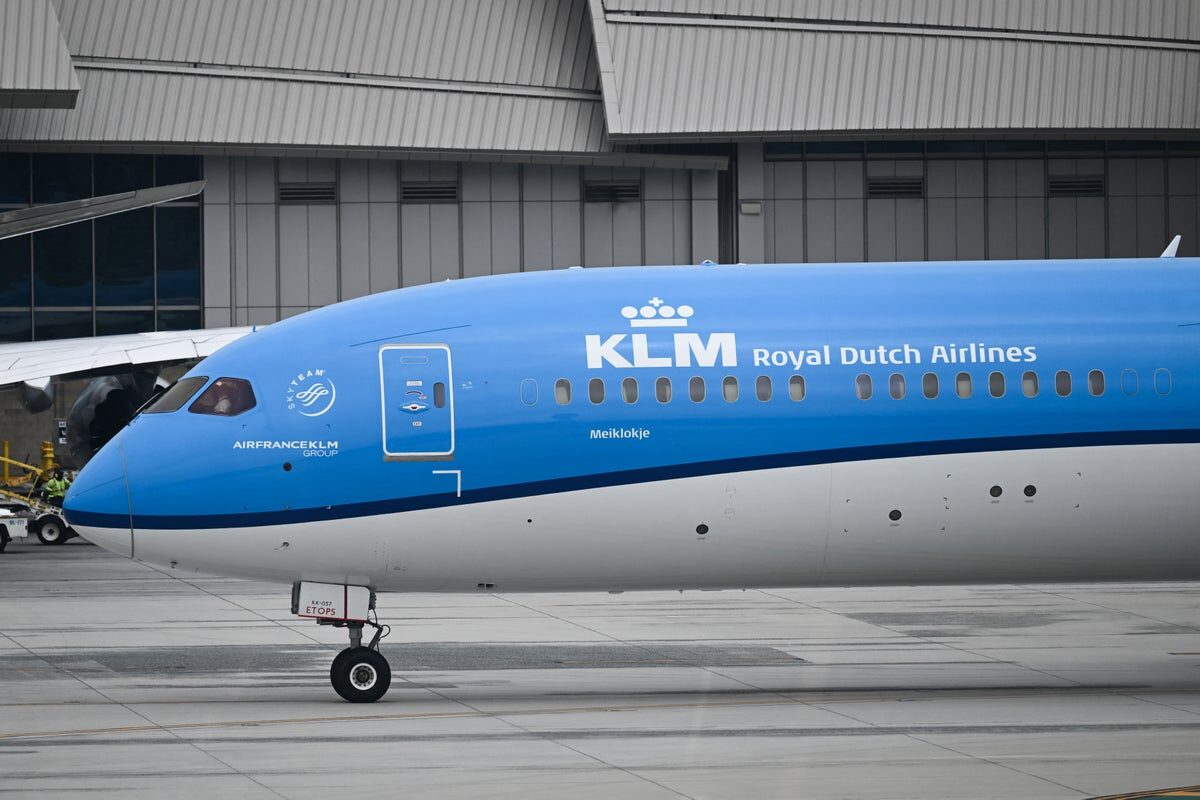 Familie, 40.000 de lire sterline aruncate pe geam: Zbor spre Peru, refuz la îmbarcare de KLM