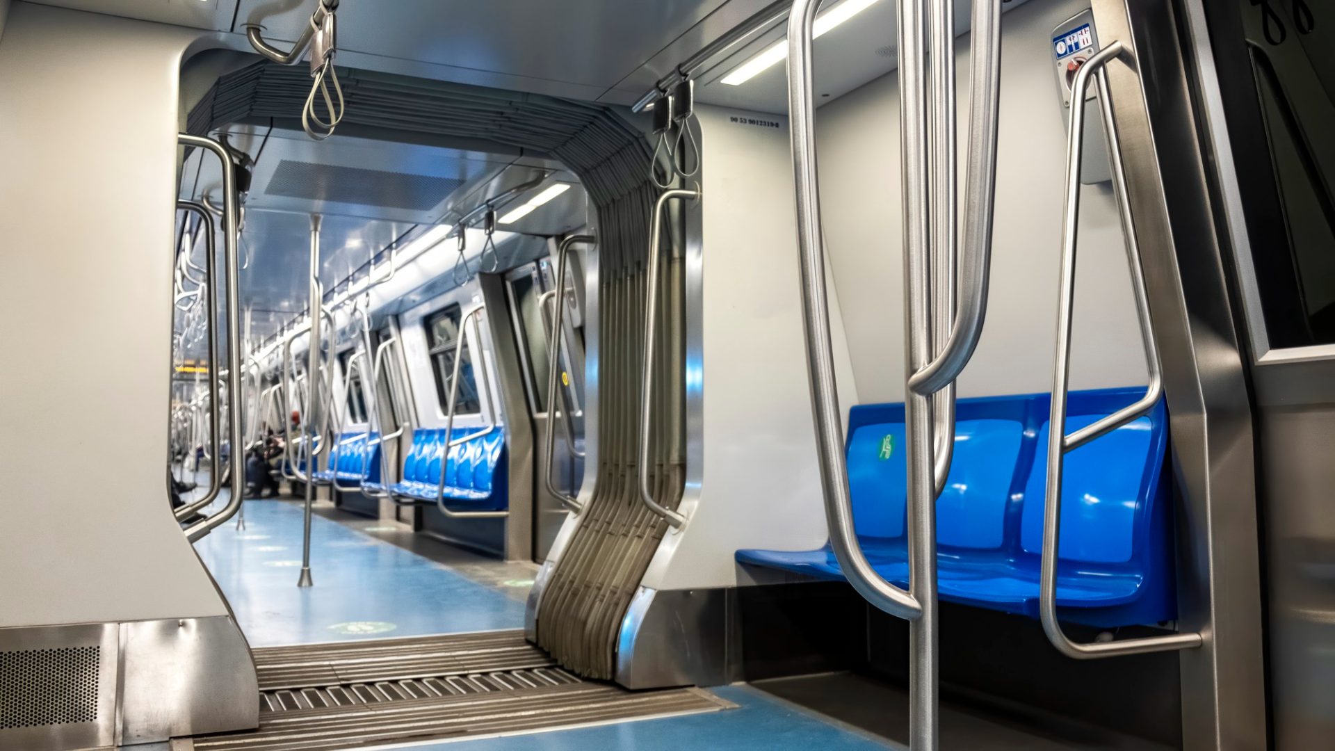 București: Transportul public de 4 ori mai scump ca la budapesta (club feroviar)