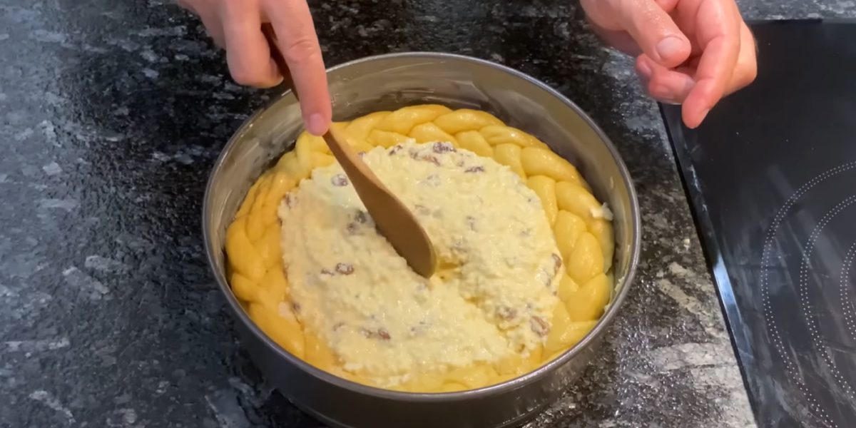 Câtă brânză merge la suta de grame de făină? Secretele Pascoe