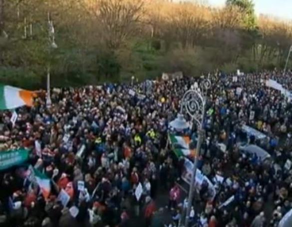 Irlanda, blocată de fermieri furioși: Dublin, acuzat de măsuri insuficiente!