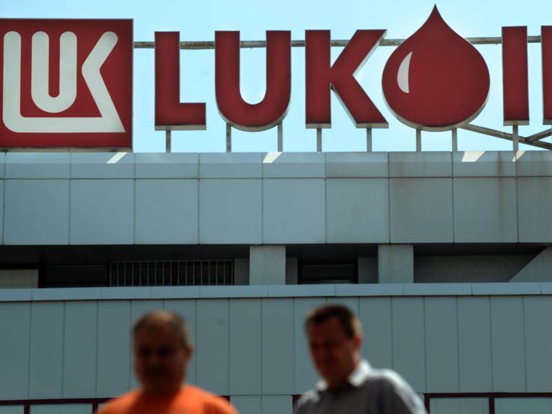 Americanii Salvează Lukoil: Benzinăriile Rusești, Operare Prelungită Până în Octombrie