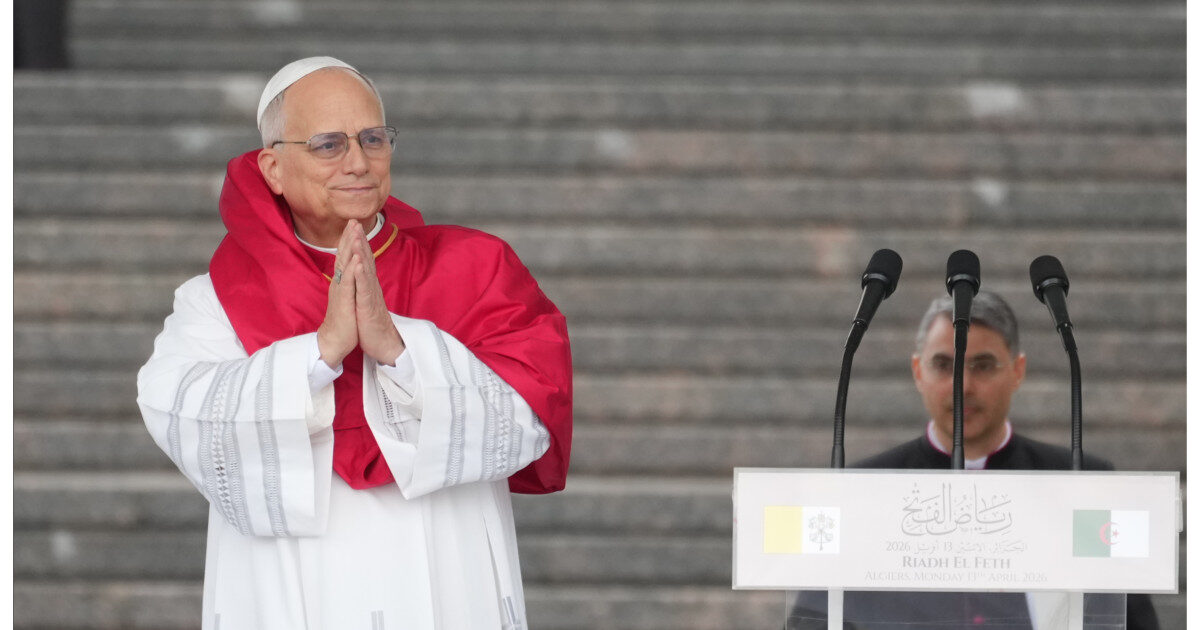 Replici acide între Donald Trump și Papa: Ce spune Suveranul Pontif