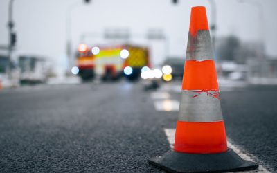 Carambol pe DN7, Arad: Patru victime la spital. Traficul e blocat temporar