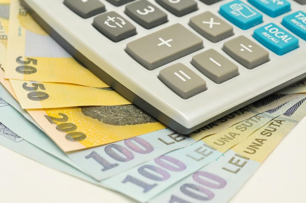 IMF: România încetinește consolidarea fiscală din 2028, deficit peste 5%