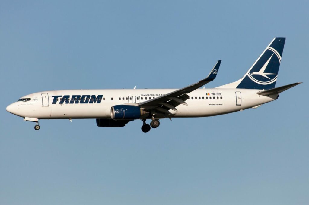 Tarom, între criza de kerosen și faliment: Zboruri anulate și scenarii negre