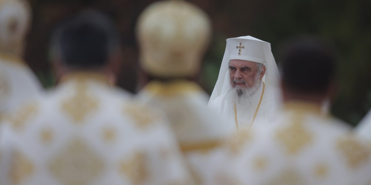 Patriarhul Daniel, condoleanțe după moartea lui Mircea Lucescu: „Tact pedagogic deosebit”