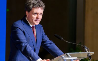 Nicușor Dan: Politicienii, conduși de electorat. Lipsa de cunoștințe, dezastru în economie