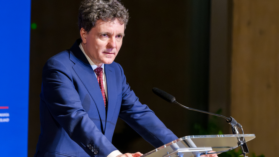 Nicușor Dan: Politicienii, conduși de electorat. Lipsa de cunoștințe, dezastru în economie