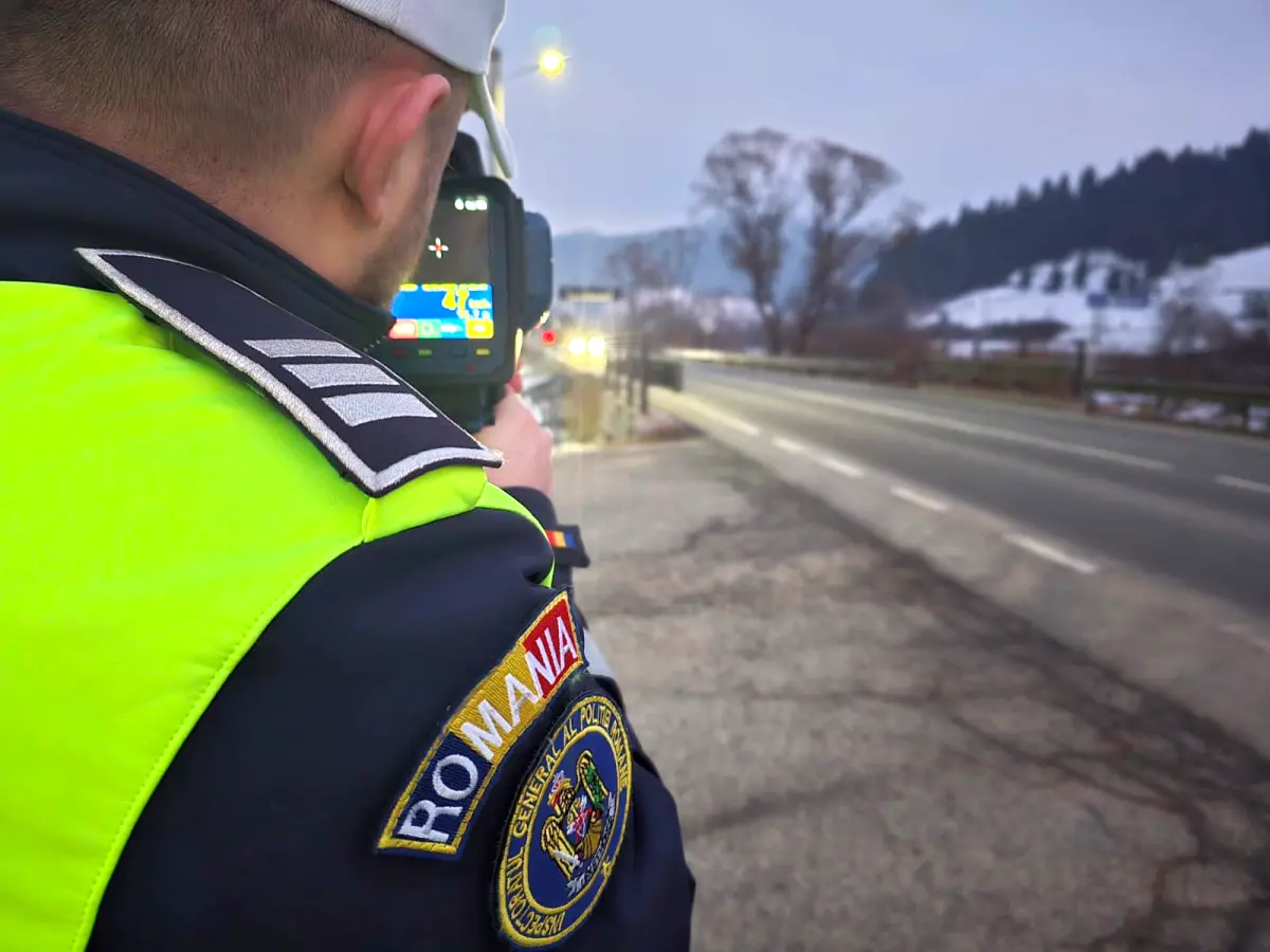 Aproximativ 24.000 de polițiști și jandarmi, mobilizați de Paște și Florii În perioada sărbătorilor pascale și a Floriilor, autoritățile române au intensificat măsurile de siguranță la nivel național