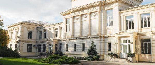 Filosoful și chimistul, duel pentru șefia academiei române