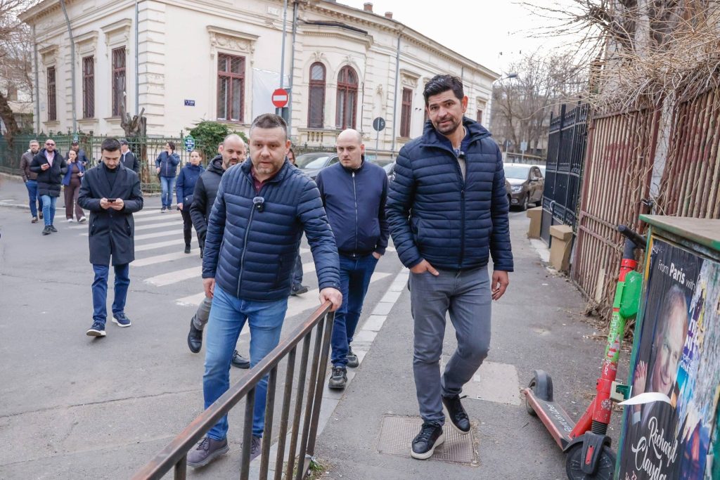 Bucureștiul primește o nouă Administrație a Domeniului Public prin fuziunea mai multor instituții Consiliul General al Municipiului București a aprobat, în ședința de joi, 2 aprilie, înființarea Administrației Domeniului Public a Municipiului București (ADPMB)