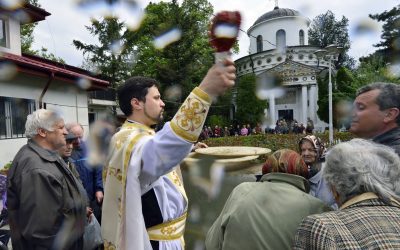 Izvorul Tămăduirii: Semnificația și tradițiile acestei mari sărbători creștine
