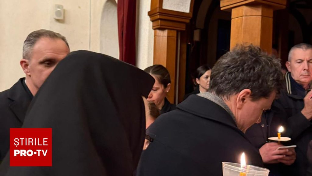 Unde și cum a fost văzut Nicușor Dan de Vinerea Mare: „Acolo unde trebuie”