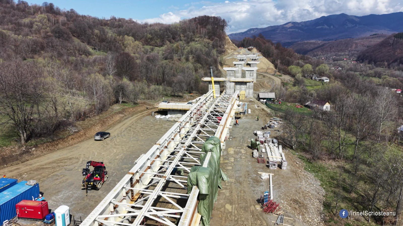 Șantierul-gigant al A1: VIDEO cu peste 1000 de muncitori pe autostradă, spre vest