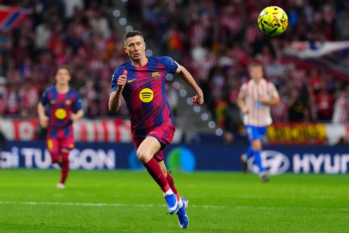 Barcelona și Atletico Madrid se înfruntă în prima manșă a sferturilor de finală ale Ligii Campionilor Meciul dintre FC Barcelona și Atletico Madrid promite spectacol, cele două echipe pregătindu-se pentru prima manșă a sferturilor de finală ale Ligii Campionilor