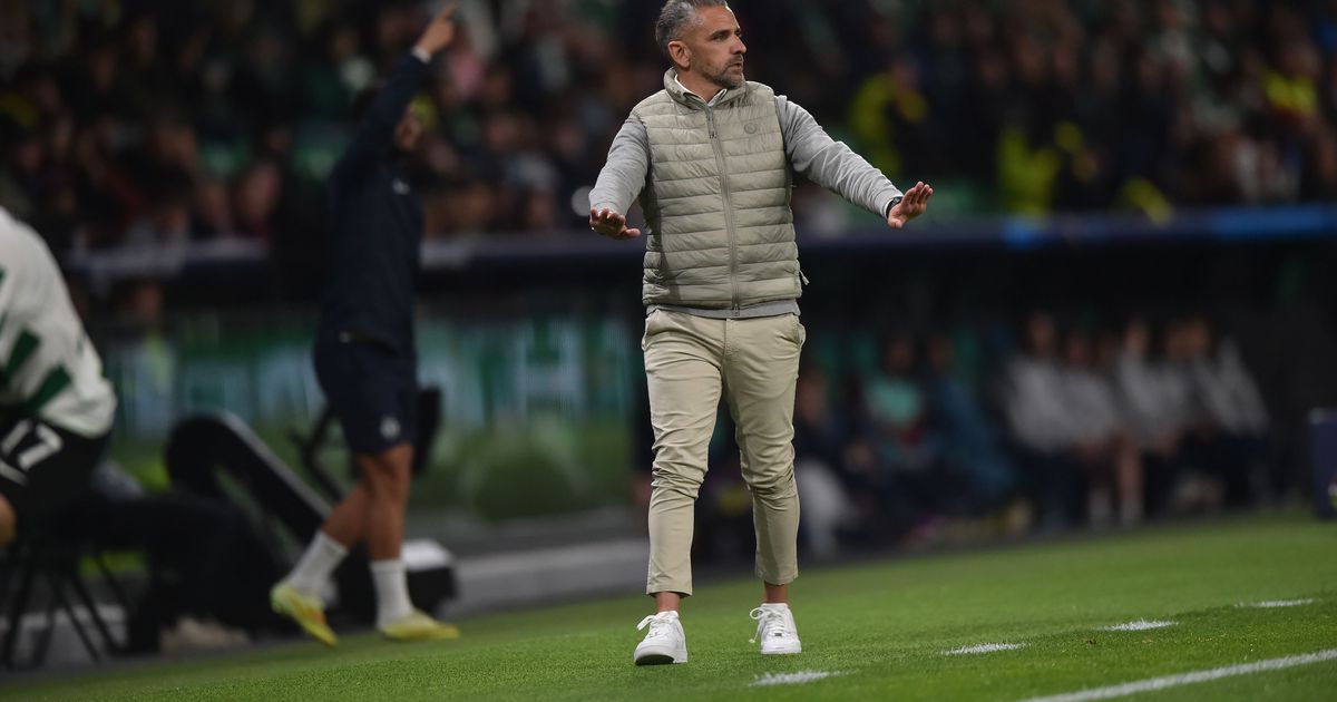 Sporting Lisabona a pierdut în fața celor de la Arsenal într-un meci disputat pe stadionul José Alvalade, imaginile surprinse de fotografiile prezintă atmosfera intensă a evenimentului