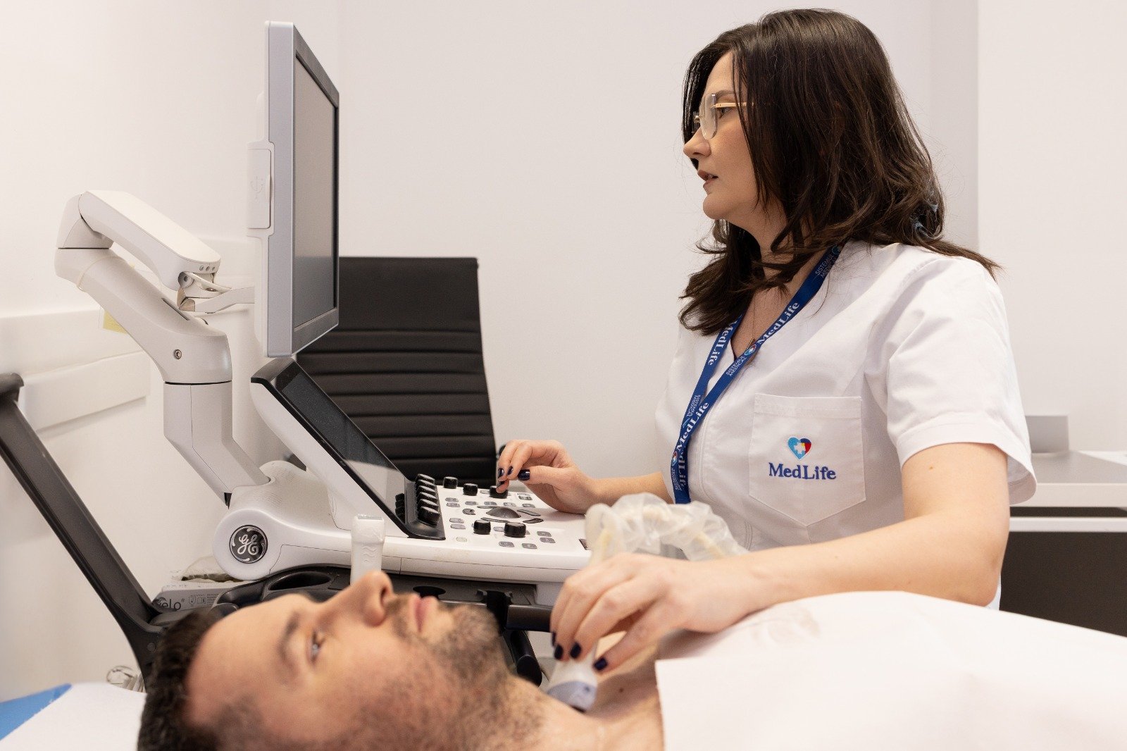 București, 7 aprilie 2026 – Numărul românilor care își fac analize pentru a monitoriza riscul cardiovascular este în creștere, pe fondul unei realități alarmante: peste jumătate dintre decesele din România sunt cauzate de boli cardiovasculare