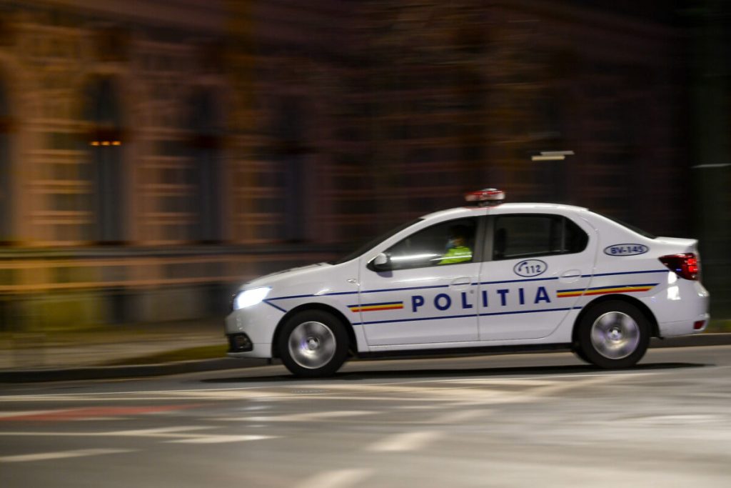 Accident TERIBIL de Paște în Ilfov: Doi tineri, morți după ce mașina a lovit un copac