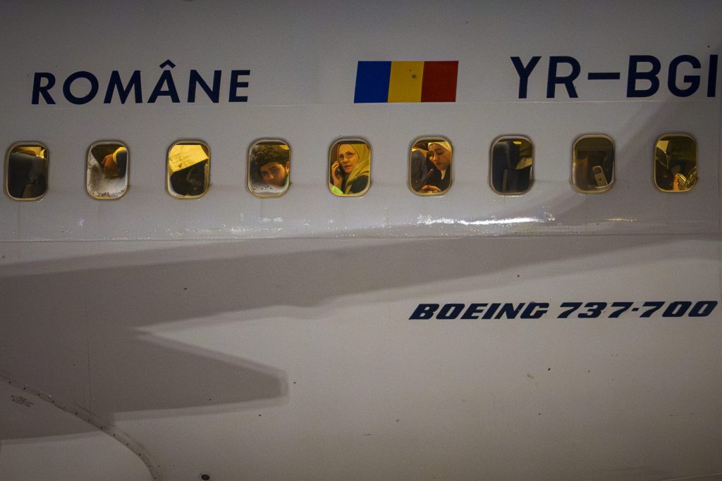 Acuzații GRAVE la TAROM: „Oana Gheorghiu, țintă în scandal. A primit donații?”