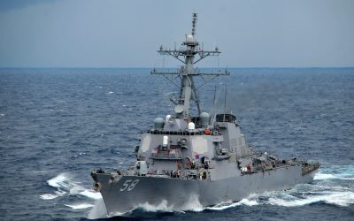 Distrugătoarele americane intră în Strâmtoarea Ormuz: Tensiuni în creștere