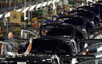 Ford Otosan bagă 2 miliarde euro în Turcia, Renault mută Dacia la Bursa