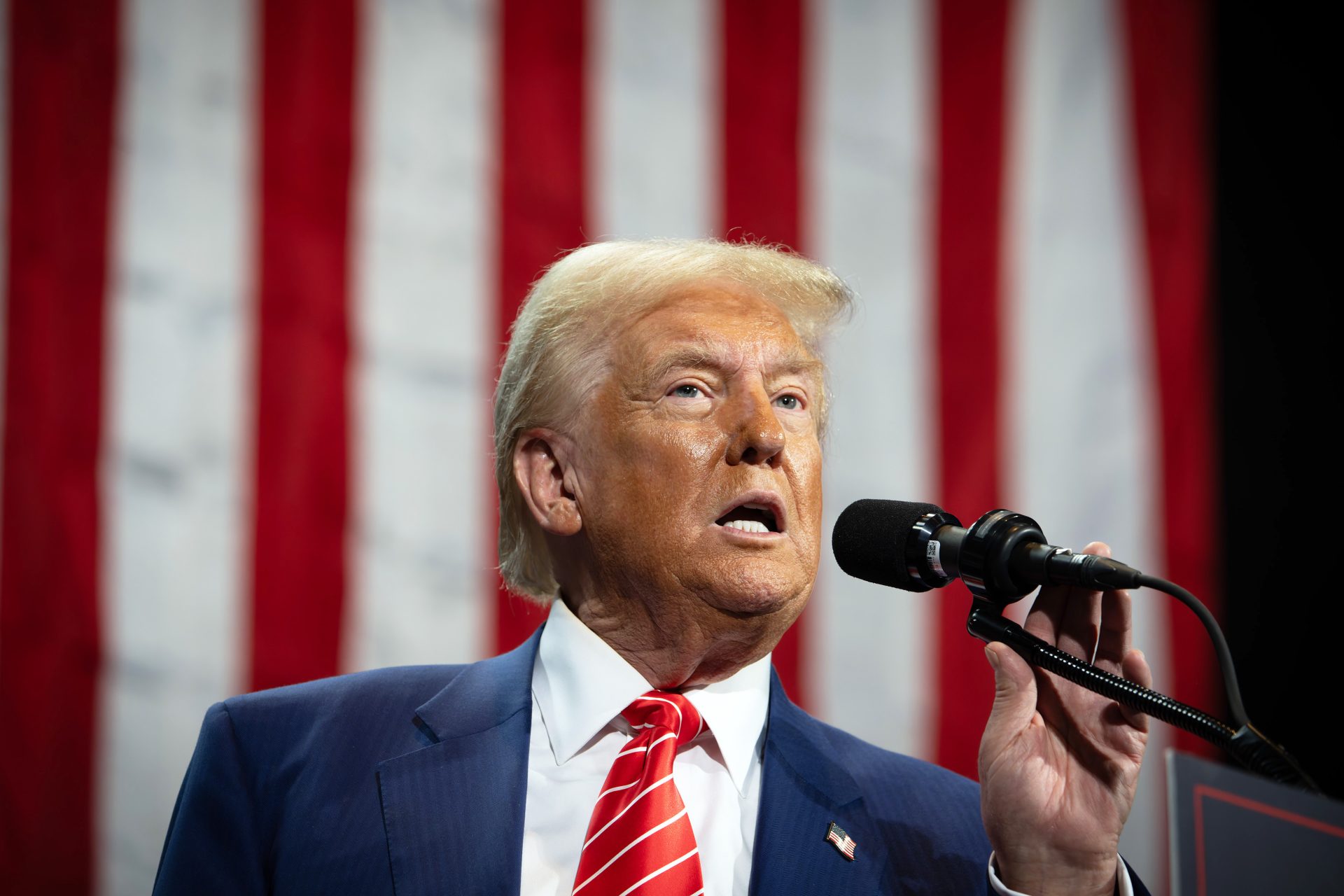 Președintele american DONALD Trump a lansat un avertisment extrem de dur la adresa IRANULUI, pe platforma de socializare Truth Social