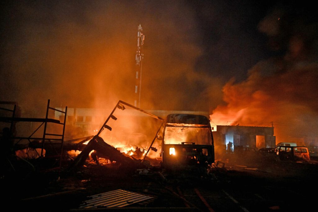 Atacuri feroce în Ucraina: Zeci de morți și case distruse, înainte de Paște