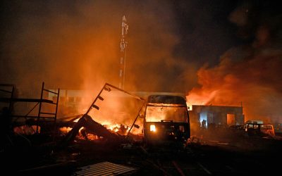 Atacuri feroce în Ucraina: Zeci de morți și case distruse, înainte de Paște