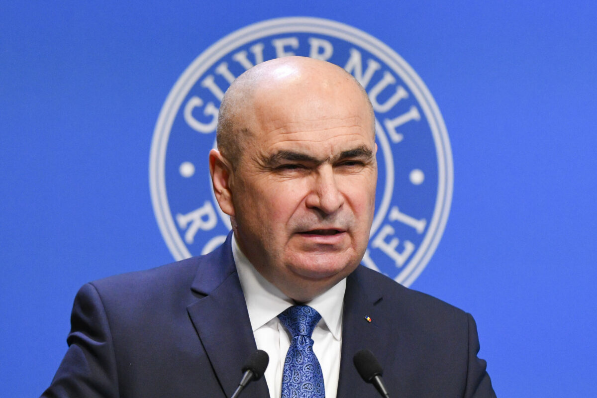 Bolojan și Magyar, discuții telefonice: Ce subiecte au abordat cei doi