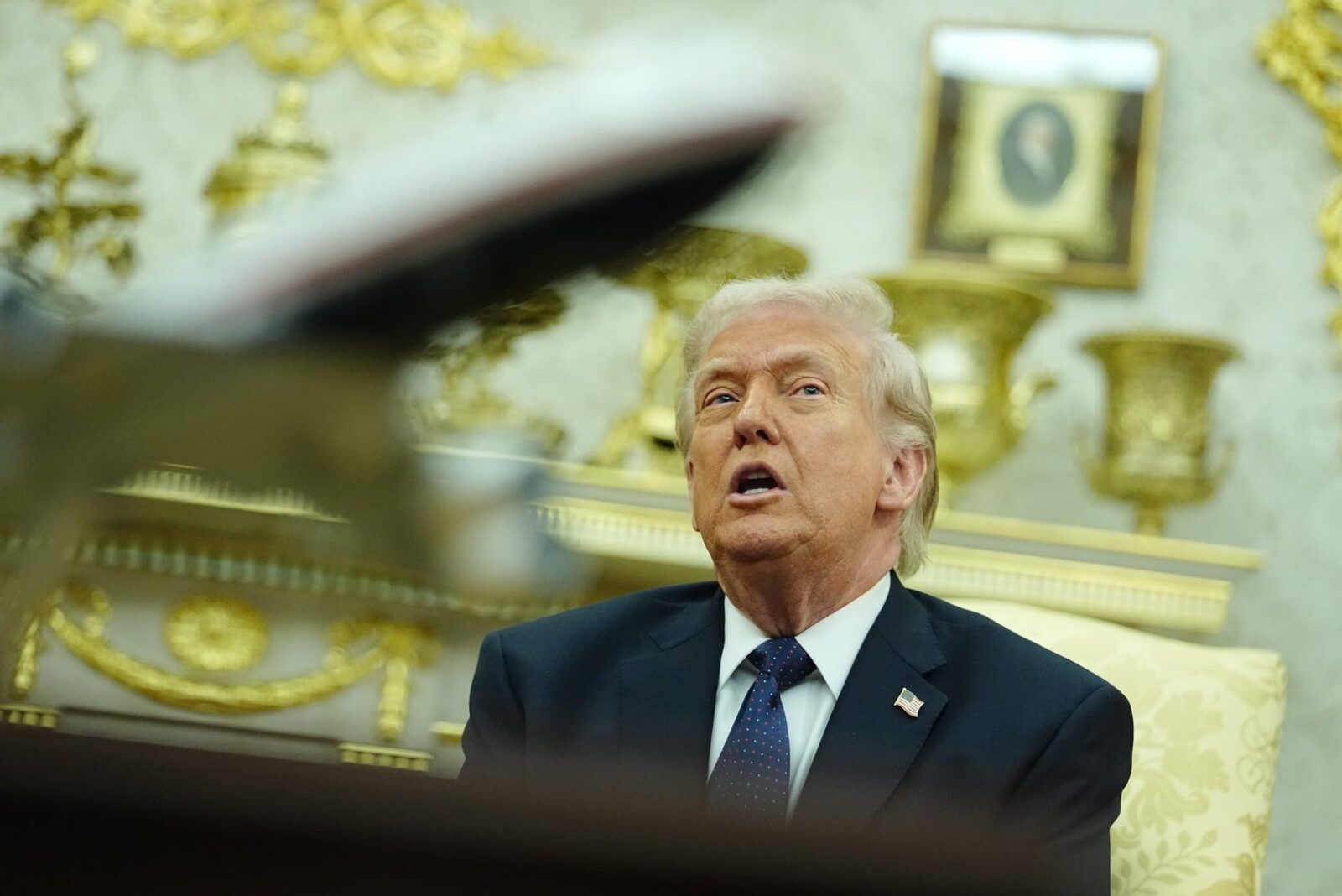 Trump dă speranțe: Negocieri SUA-Iran, reluate „în două zile”