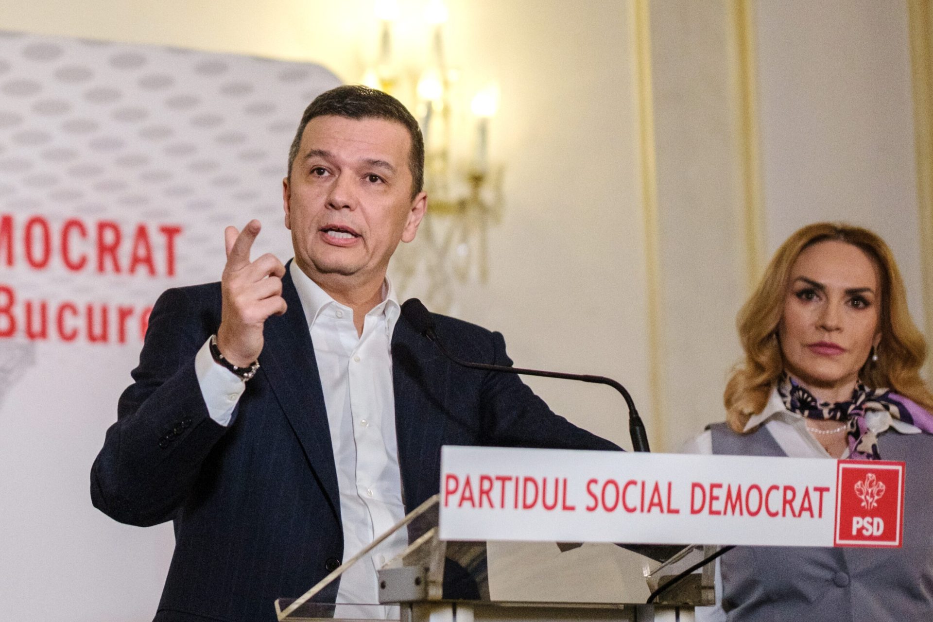 Liderul PSD, Sorin GRINDEANU, a transmis că nu va accepta ca eventualele discuții despre schimbarea direcției de guvernare să se transforme într-o negociere pentru funcția de prim-ministru sau alte poziții ministeriale