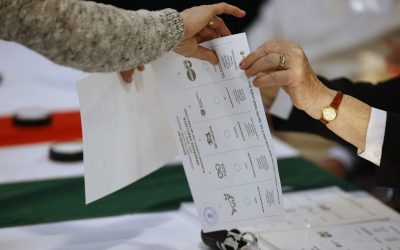 Peste 50% din români au votat până la prânz