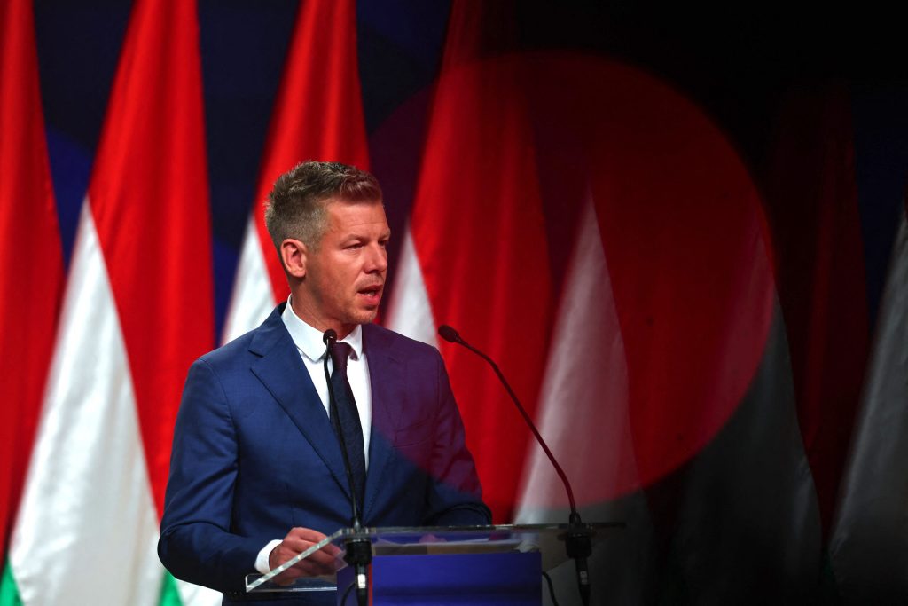 Magyar, interzis în PPE: Noul lider ungar nu mai are voie să vorbească în PE