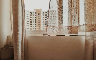 Amendă de 1.500 de lei pentru gunoiul aruncat de la etaj, în Pitești