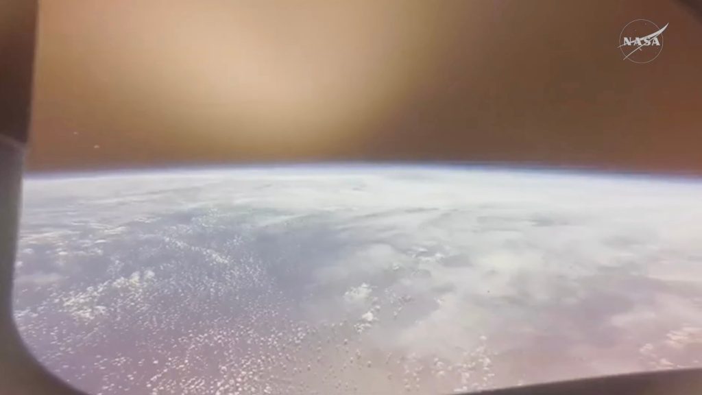 FOTO VIDEO Momentul când misiunea Artemis II revine pe Pământ, după o călătorie istorică în jurul Lunii