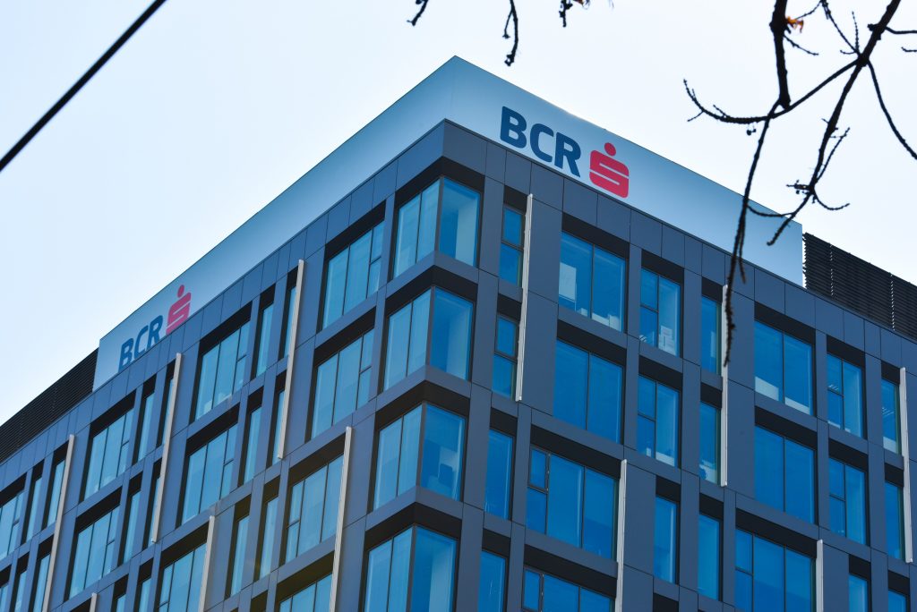 BCR plătește anticipat 700 milioane euro pentru obligațiuni