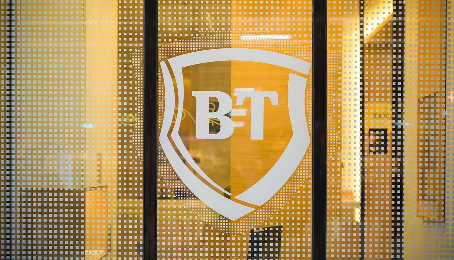 Banca Transilvania anunță programul pentru Paște 2026