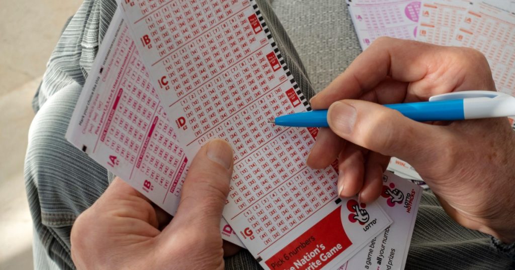 Deținătorul unui bilet la Loteria Britanică a pierdut un jackpot de 10 milioane de lire sterline după expirarea termenului limită