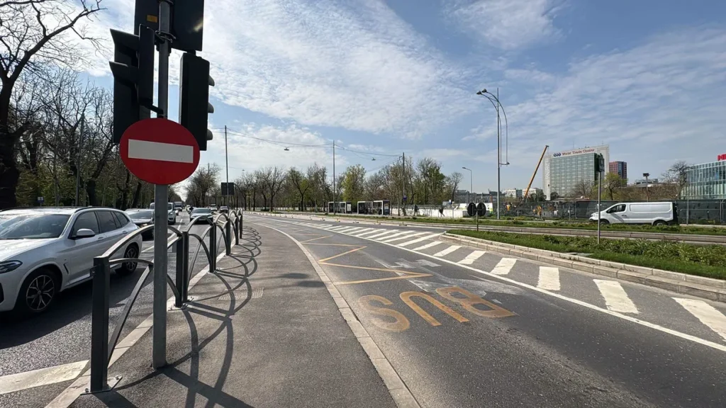 București: Bandă unică pentru autobuze pe Mihai I, stațiile, relocate