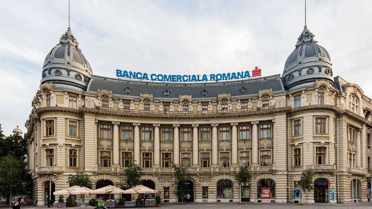 Băncile își vor suspenda activitatea cu publicul în zilele de Paște, urmând să revină la programul normal începând cu marți, 14 aprilie 2026
