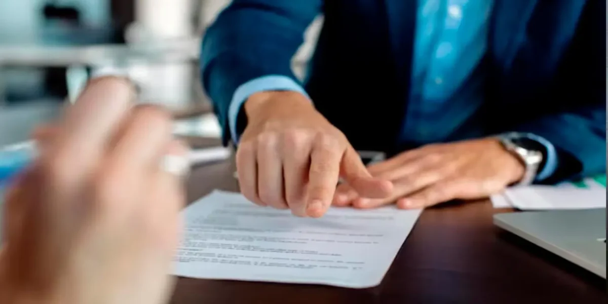 Ce-risti-daca-nu-dai-aceste-documente-fostului-angajat.-Amenzi-mai-mari-in-2026.webp.webp - JurnalUrban