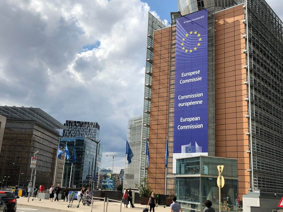 Comisia Europeană, măsuri URGENTE pentru facturile la energie: Ce face România