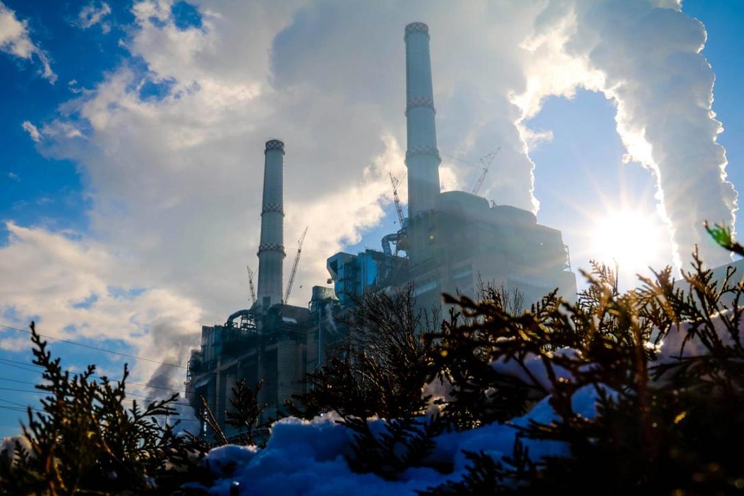Măcel la Complexul Energetic Oltenia: Mii de oameni, dați afară