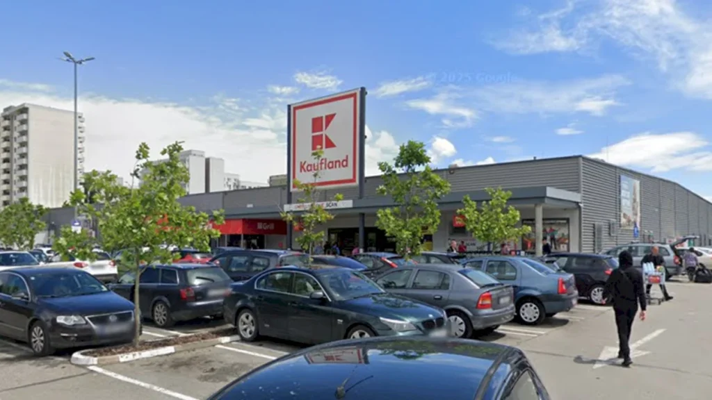 Kaufland România își extinde oferta de produse cu branduri cunoscute de la Lidl Începând de astăzi, 8 aprilie, Kaufland România introduce treptat în magazine o serie de branduri cunoscute, anterior disponibile în rețeaua Lidl